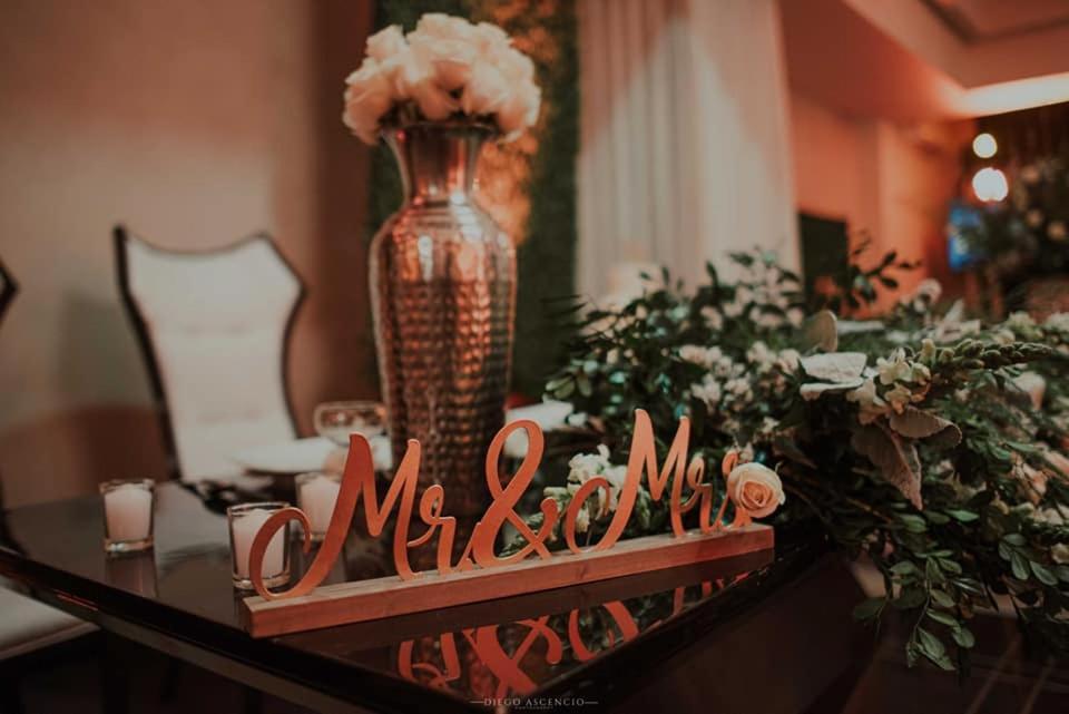 Hotel Colon Plaza Business Class Nuevo Laredo Bagian luar foto