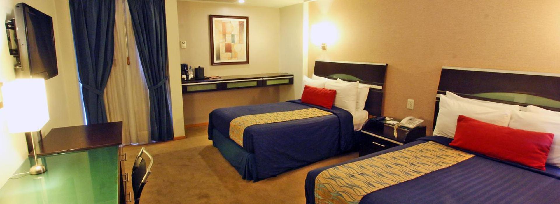 Hotel Colon Plaza Business Class Nuevo Laredo Bagian luar foto